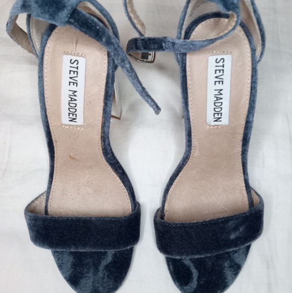 Steve Madden heels - Picture 2 of 4